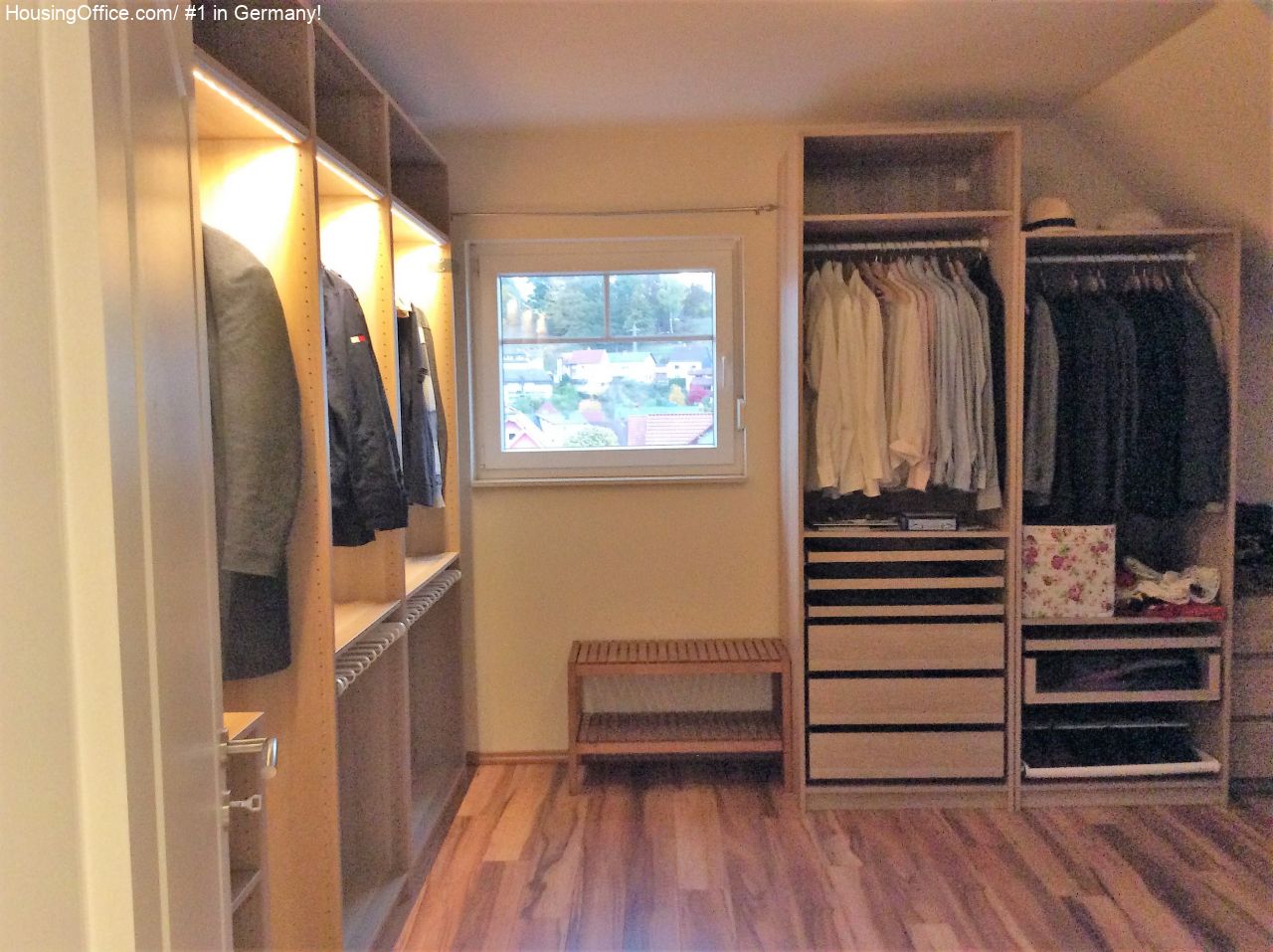 walk in closet